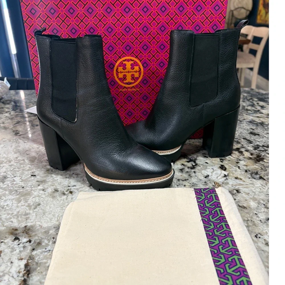 Tory Burch Miller 100mm Lug‎ Sole Bootie Womens 9.5 Black Leather 57670